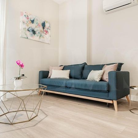 Cozy Apartment With Parking In The Center By Rems Malaga Ngoại thất bức ảnh
