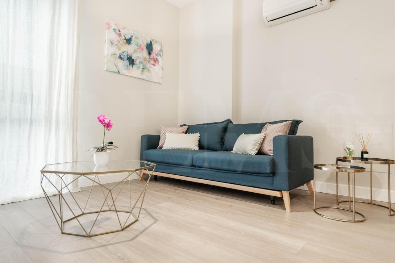 Cozy Apartment With Parking In The Center By Rems Malaga Ngoại thất bức ảnh