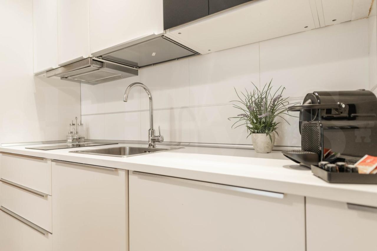 Cozy Apartment With Parking In The Center By Rems Malaga Ngoại thất bức ảnh